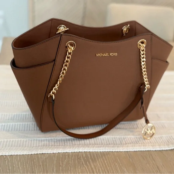 New Michael Kors Jet Set Chain Tote – Luggage Brown - Picture 4 of 13